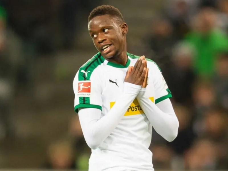 Денис Закария