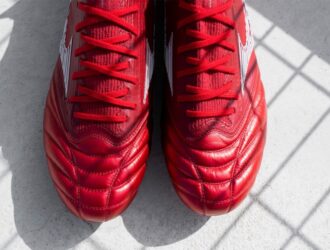 Релиз бутс Mizuno Passion Red Pack