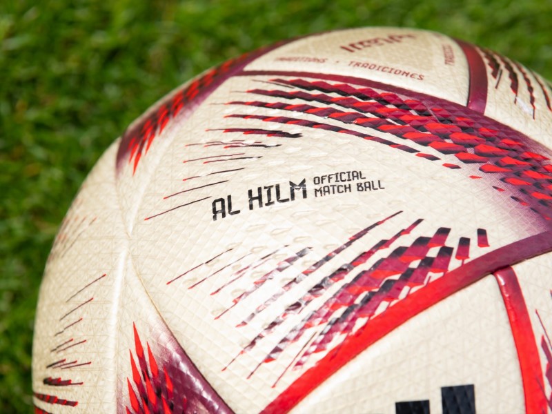 официальный мяч финала ЧМ-2022 Adidas Al Hilm